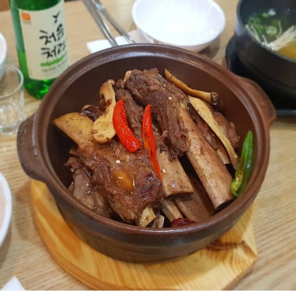 			강남면옥 (신사점) - 압구정/한식 | 미식가이드, 포잉		 강남면옥 (신사점) | 미식가이드, 포잉