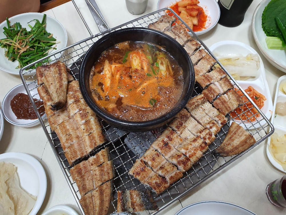 			일미장어 - 서울 > 용산구/한식 | 미식가이드, 포잉		 일미장어 | 미식가이드, 포잉